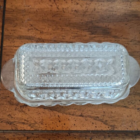 Vintage Anchor Hocking Pressed Glass Butter Dish - Picture 2 of 5